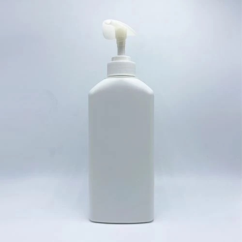 Shampoo Lotion in Pump Dispenser